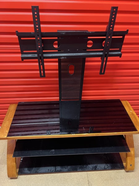 OMP TV cabinet with mount Carousel 1
