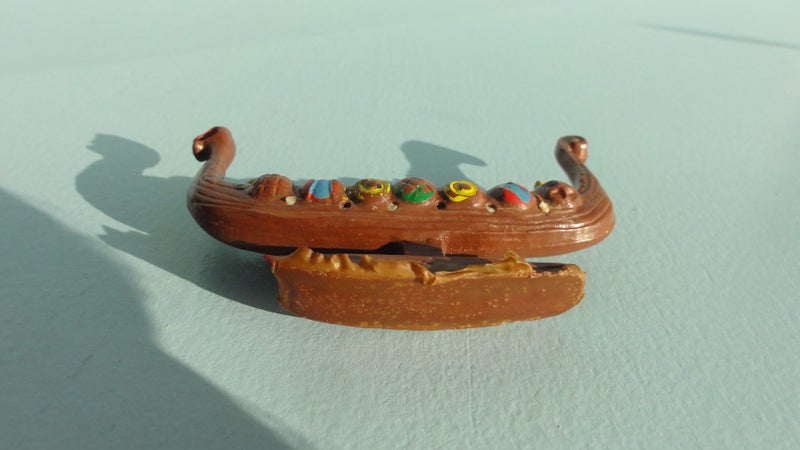 Vintage Small Viking Plastic Ship Carousel 4
