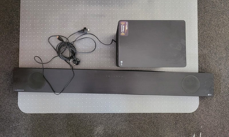 LG Soundbar + Bluetooth Subwoofer Carousel 1