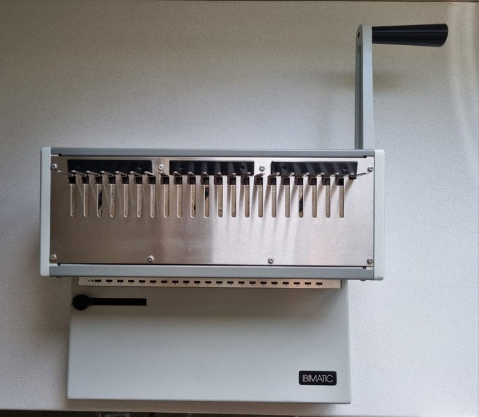 Binding machine Carousel 1