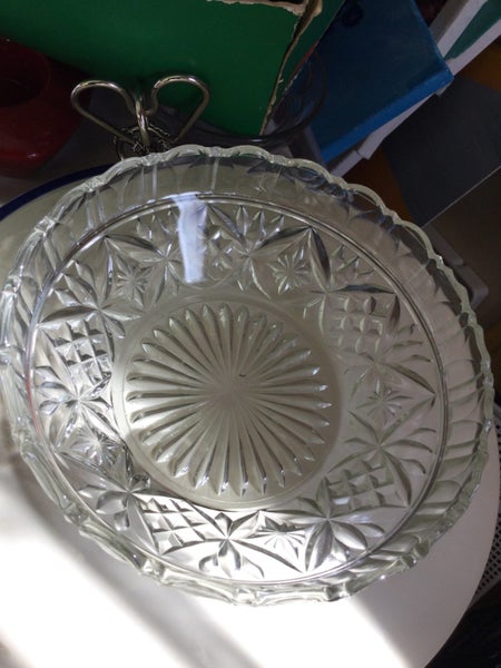 GLASS BOWL COUPLE EDGE CHIPS Carousel 2