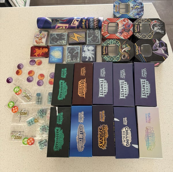 Massive Pokémon Card Bulk Lot – Thousands of Cards + Holos, Tins, Accessories! Carousel 2