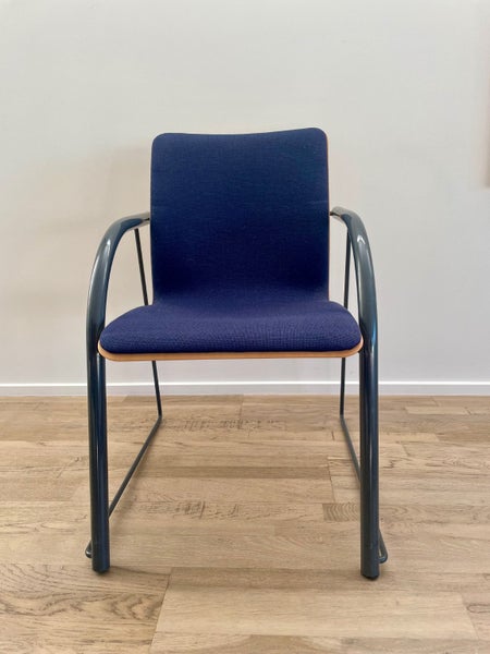 SET OF 6: Vintage meeting room stackable chairs Carousel 2