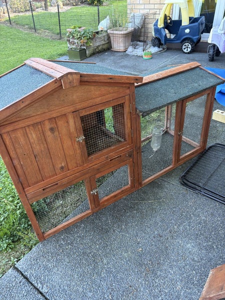 Rabbit hutch Carousel 2