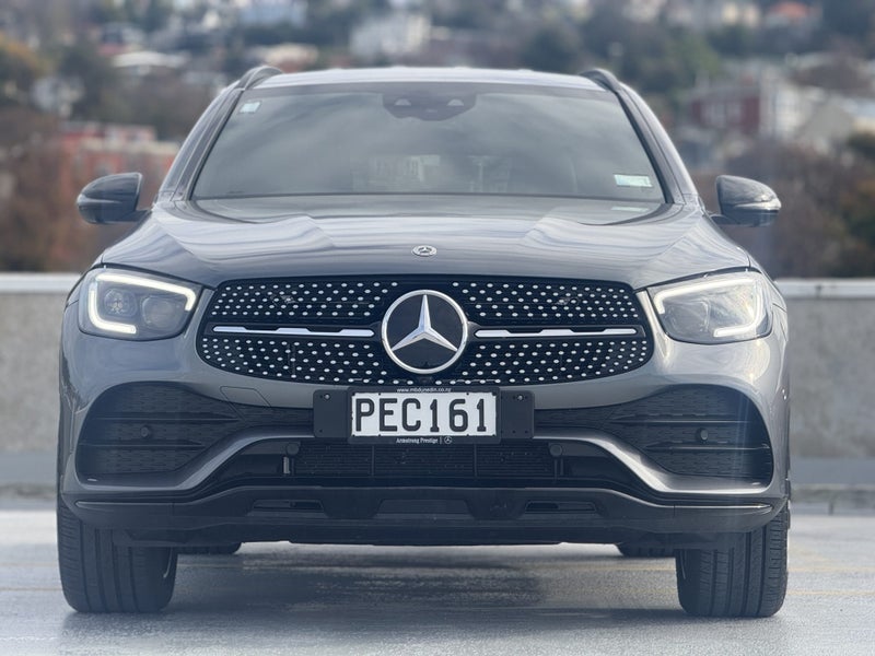 2022 Mercedes-Benz GLC 300 2.0P/4Wd/9At62869813188354111