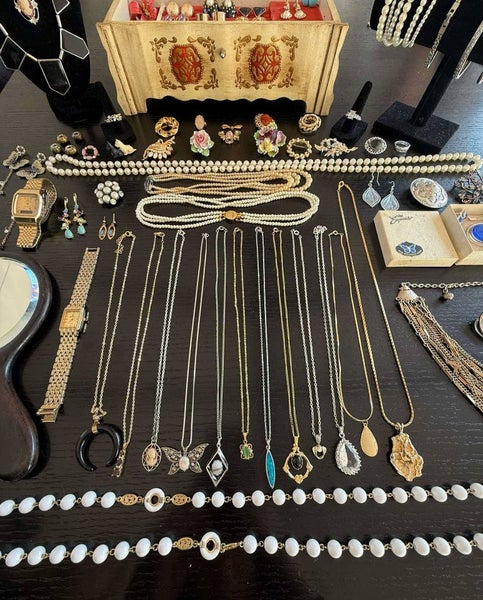 ESTATE SALE - Antique & Vintage Jewellery Bulk Lot#2 Carousel 1