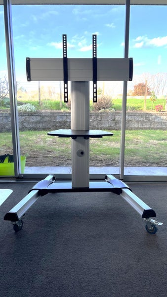 Mobile TV Stand Brateck TTV04-46TW Carousel 1