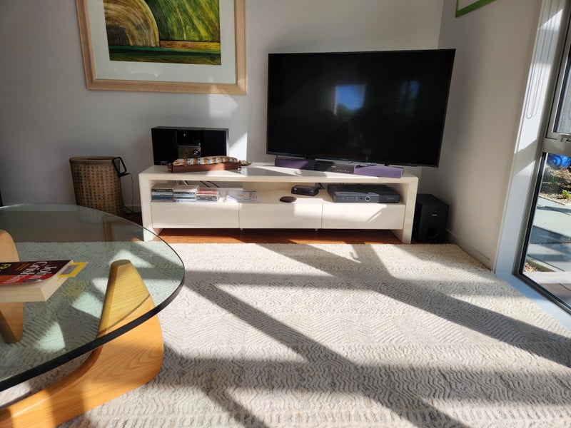 TV CABINET Carousel 2