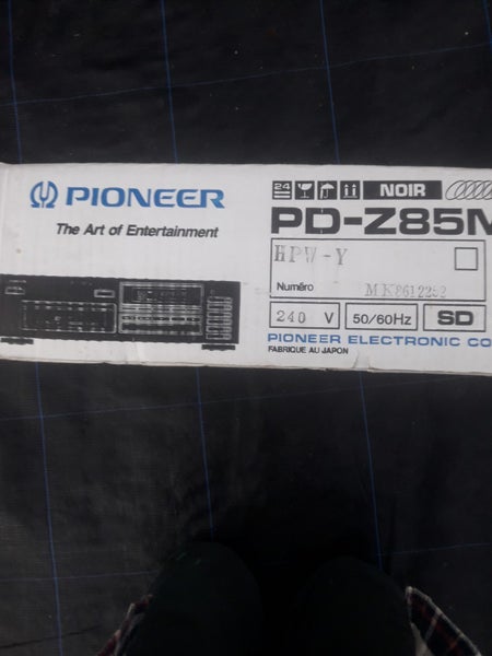 Pristine condition Made in Japan Pioneer 6 CD player Carousel 4