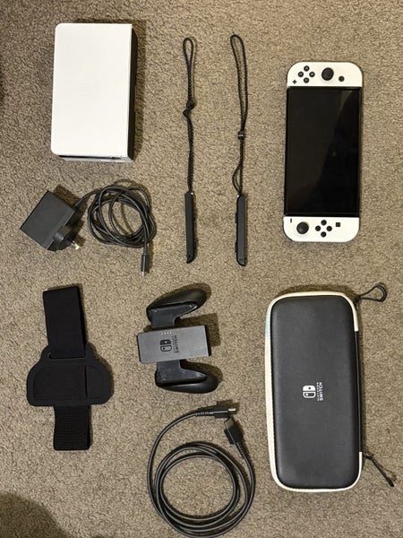 Nintendo Switch OLED Carousel 1