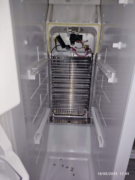 Whirlpool 746Ltr side by side Fridge/Freezer - white Carousel 11