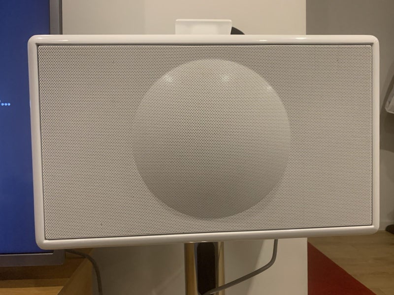 Geneva Sound System Model L Carousel 1