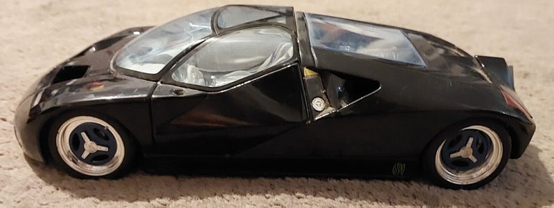 Volkswagen nardo and ford gt 90 Carousel 4