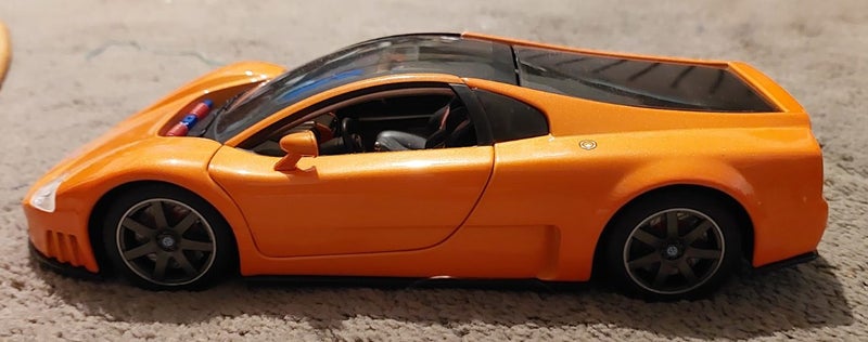 Volkswagen nardo and ford gt 90 Carousel 2