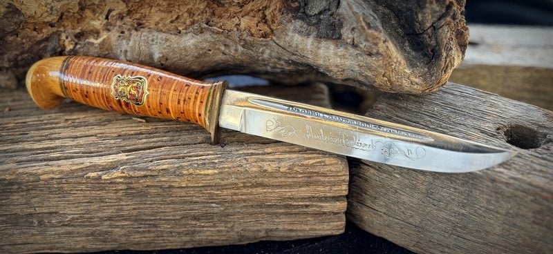 **WOW** MINT, UNUSED, STUNNING EXAMPLE. FINN PUUKKO KNIFE Carousel 1
