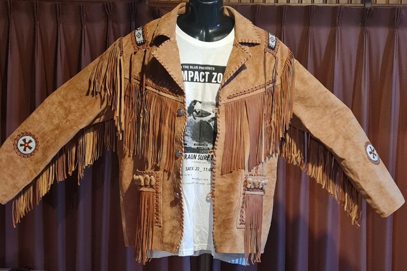 NATIVE AMERICAN JACKET Carousel 1