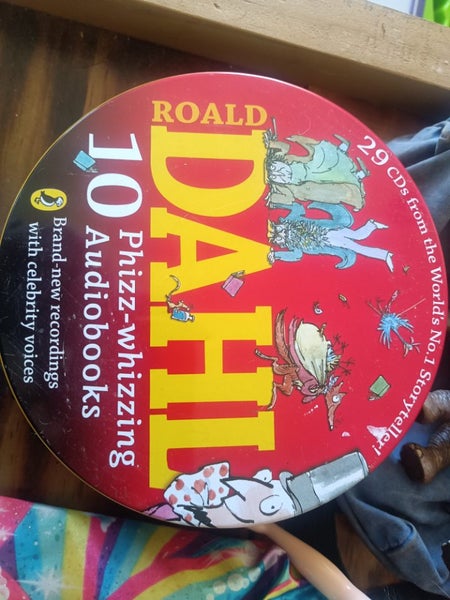 CD set 10 disks roald dahl read by... Carousel 1