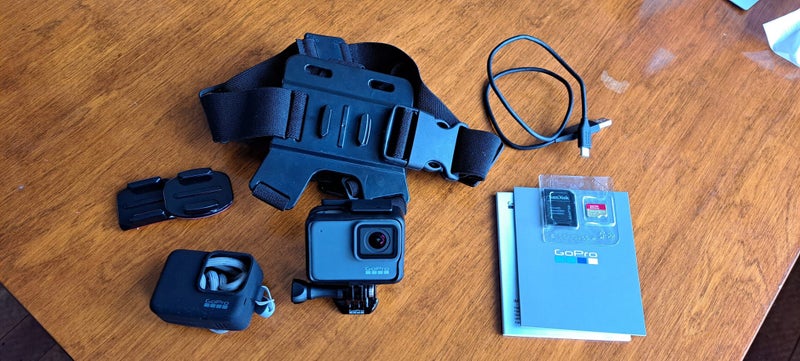 Go-Pro Hero 7 Silver Carousel 2