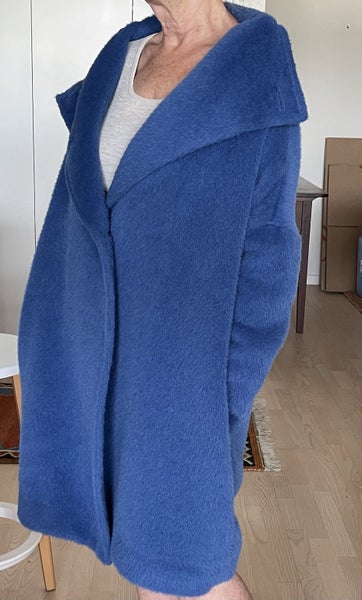 Brand new Taylor winter coat size S oversized Carousel 1