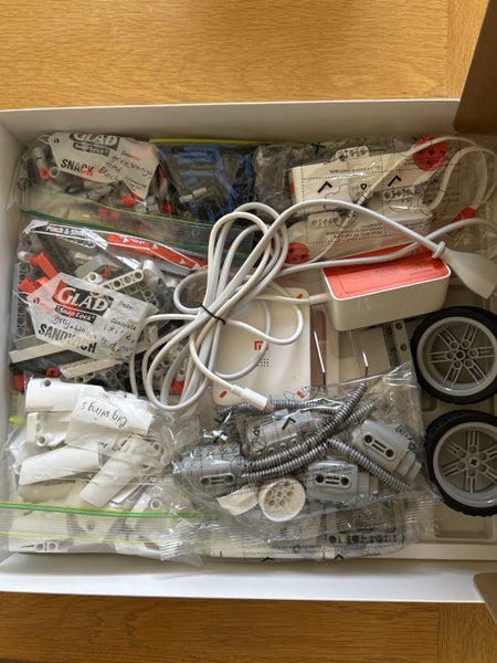 MI Robot Builder Carousel 4