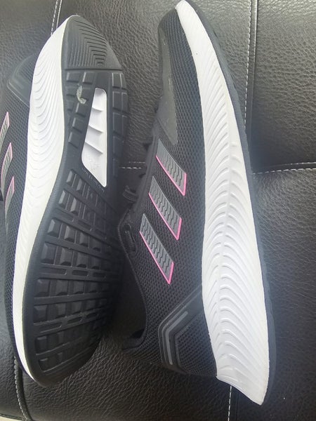Adidas sz10 only tried Carousel 2