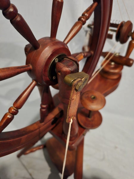 TekoTeko Pipy spinning wheel yarn knitting Carousel 2