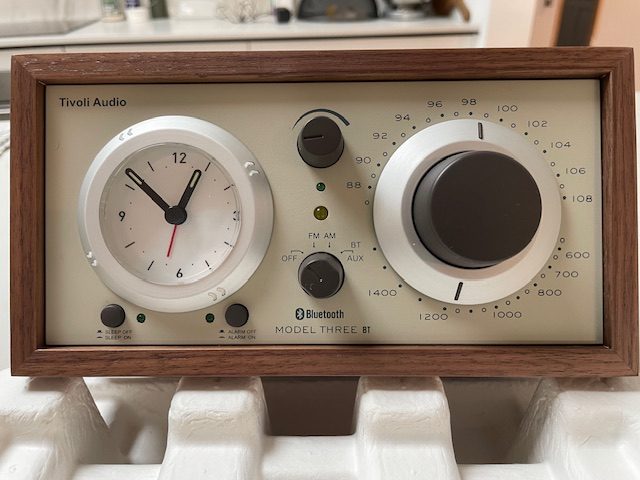 HiFi Carousel 1