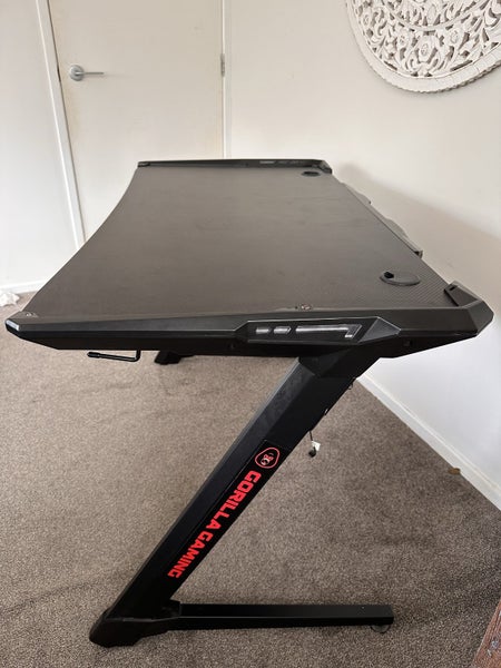 Gorilla Gaming Table Carousel 1