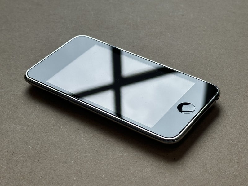 3rd Gen iPod Touch - 32GB Carousel 2