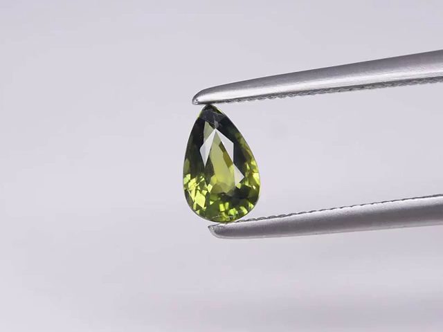 $1 RES * Buy Now $1,200.00 * 0.45ct Unheated Pear Green Sapphire Loose Gemstone Carousel 2