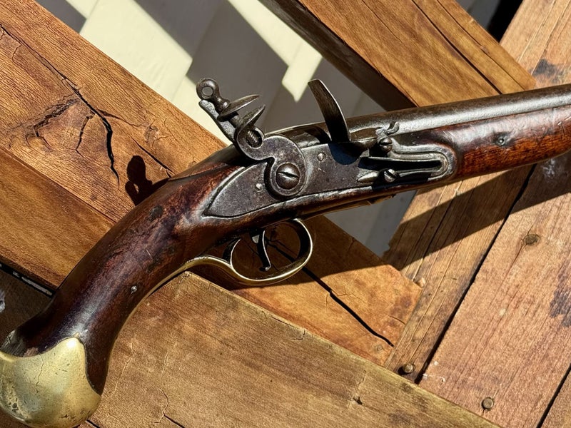 Flintlock Long Sea Service pistol. Early 1700s. 12” barrel. PERFECT ! Carousel 2