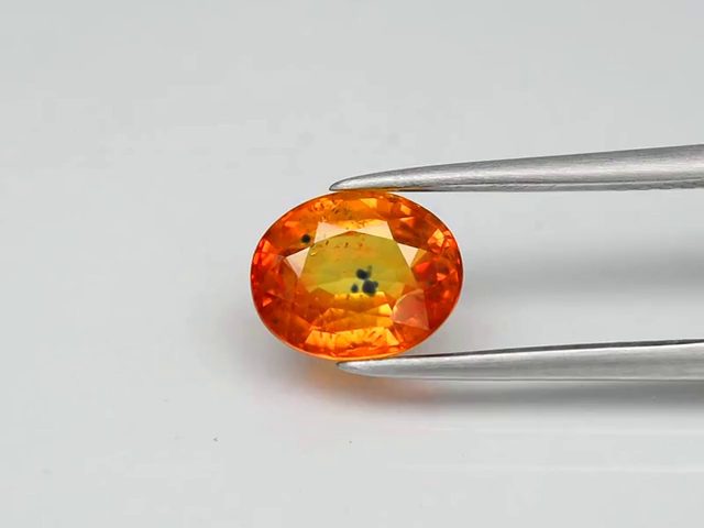 $1 RES * Buy Now $1,699.00 * 1.93ct Oval Orange Yellow SAPPHIRE Gemstone Loose Carousel 2
