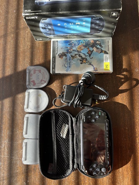 PSP + 2 games and carry case Carousel 2