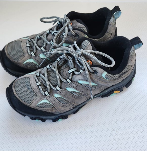 Merrell Women's Moab 3 GTX WP Hiking Shoes Carousel 2