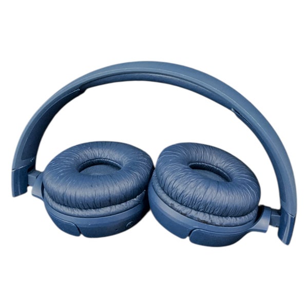 JBL TUNE 520 WIRELESS HEADPHONES Carousel 2