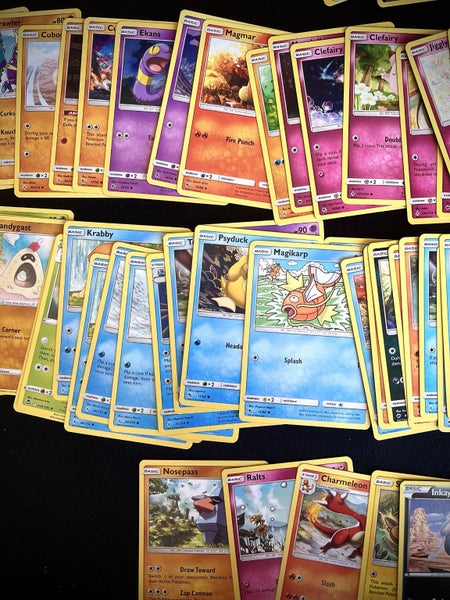 POKEMON CARDS - BIG BULK BUNDLE Carousel 13