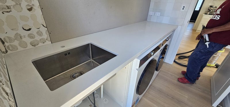 Benchtops low silica Carousel 2