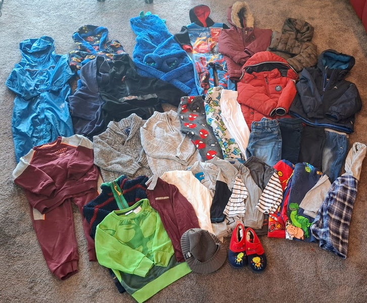 35 Pc Boys Winter Bulk Lot Age 3-4yrs Disney, NEXT, Trespass, Regatta etc. Carousel 1