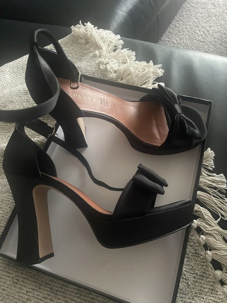 Mi Piaci Evening Heels Carousel 1