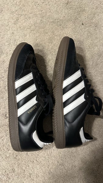 $1 Reserve Adidas Samba OG - Black - US M7/W8 Carousel 1