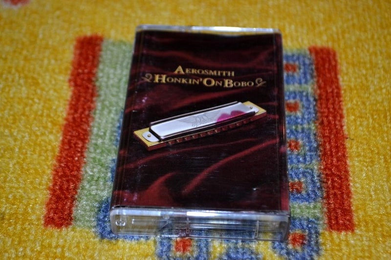AEROSMITH Honkin' on Bobo CASSETTE TAPE Carousel 1