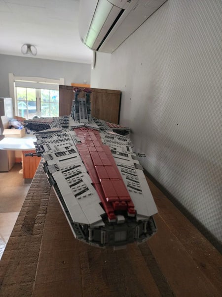 Venator Class Star Destroyer Carousel 1