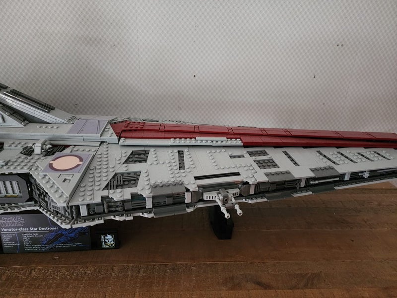 Venator Class Star Destroyer Carousel 2