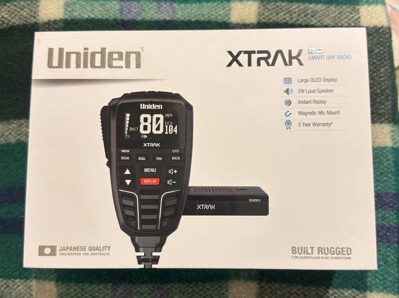 Uniden XTRAK 80 Smart UHF Radio629347218647061113