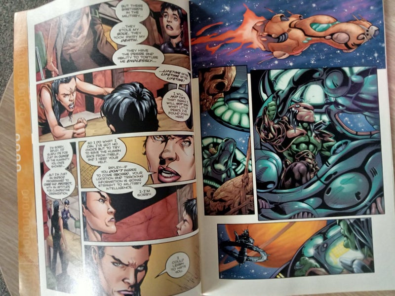 Aliens vs Predator vs the Terminator comic Carousel 5