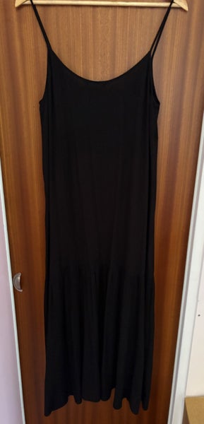 Dejuba Maxi Dress Sz Med Cami straps Carousel 6