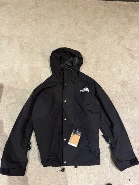 North Face 86 Retro Jacket Carousel 1