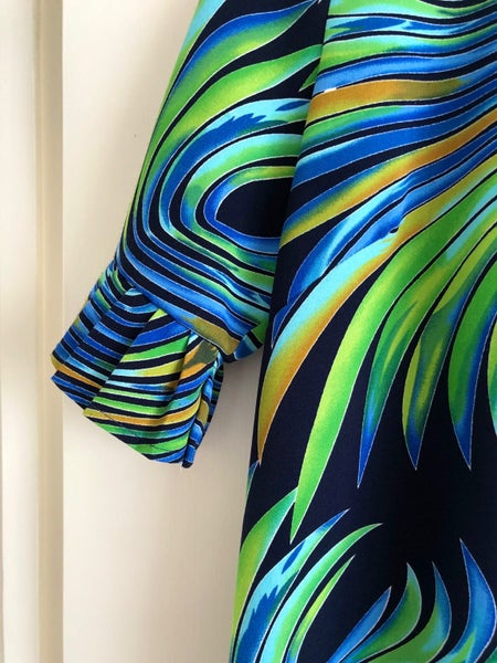 Colourful dress with pleated inserts - size 12 Carousel 3