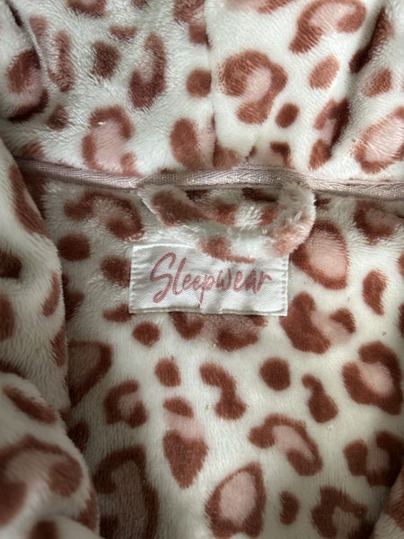 Women Dressing Gown Carousel 2
