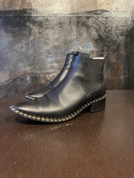 Leather Boots MOOCHI-Gold Stud Carousel 1